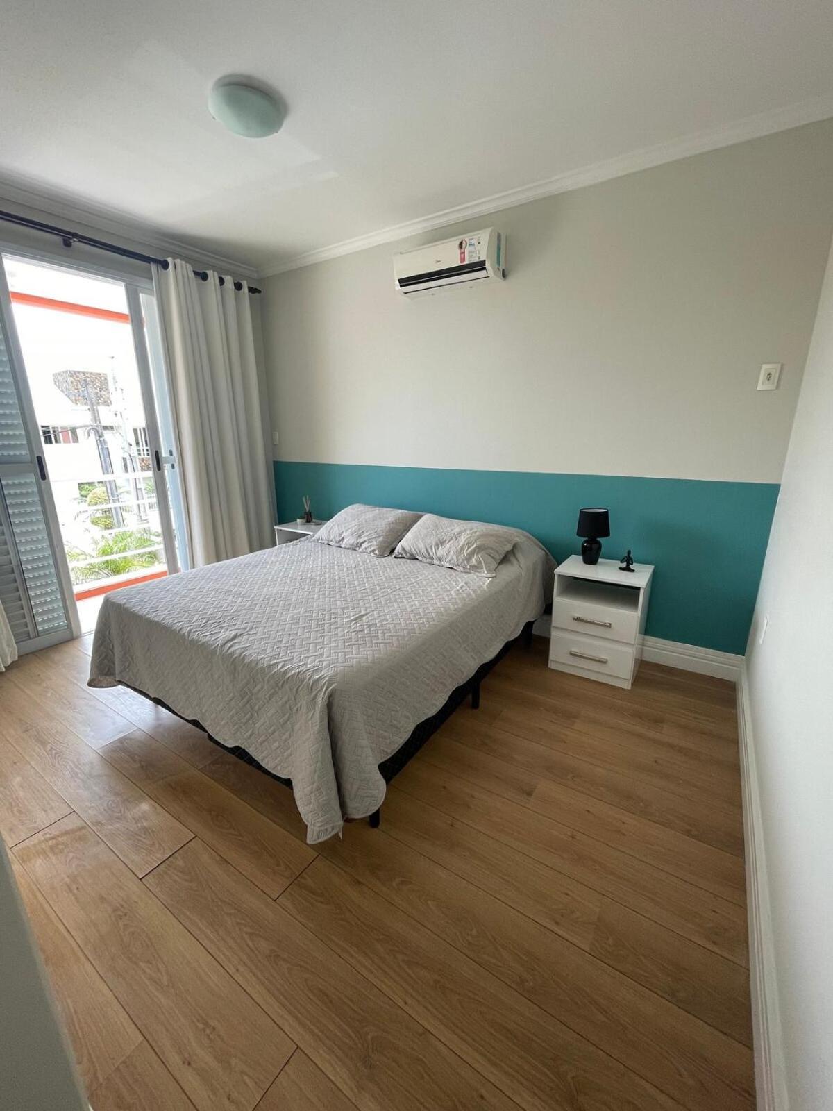 Casa 3 Suites, Piscina, 200 Metros Do Mar Casa de férias Florianopolis